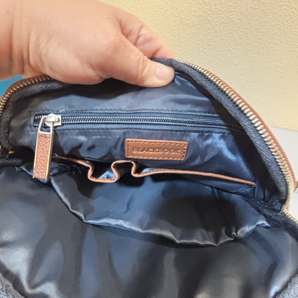 Bugatti Horizon 2 Blackbook Leather Crossbody Bag In Cognac Adjustable Straps - Picture 10 of 16